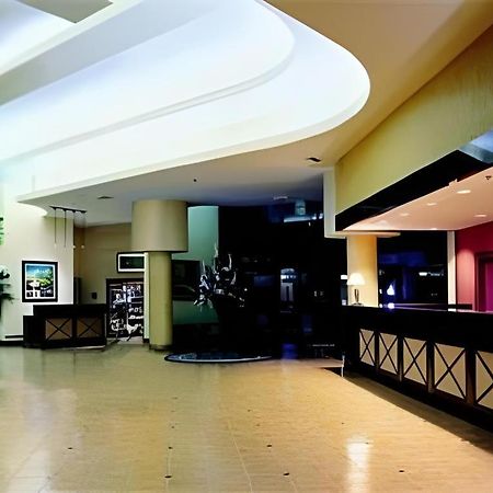 Ontario Gateway Hotel Zewnętrze zdjęcie